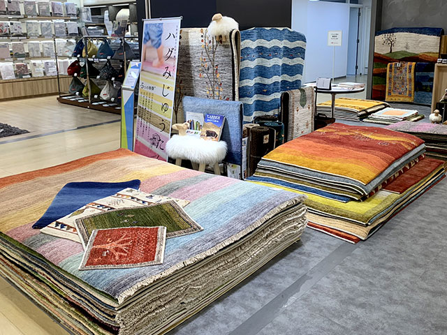 ジェイアール名古屋タカシマヤ様ハグみじゅゆたん展