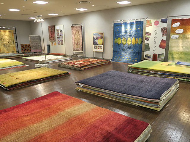 ジェイアール京都伊勢丹ハグみじゅうたん展の様子7階会場