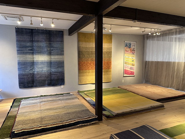滋賀県effe様ハグみじゅうたん展の様子2025年8月