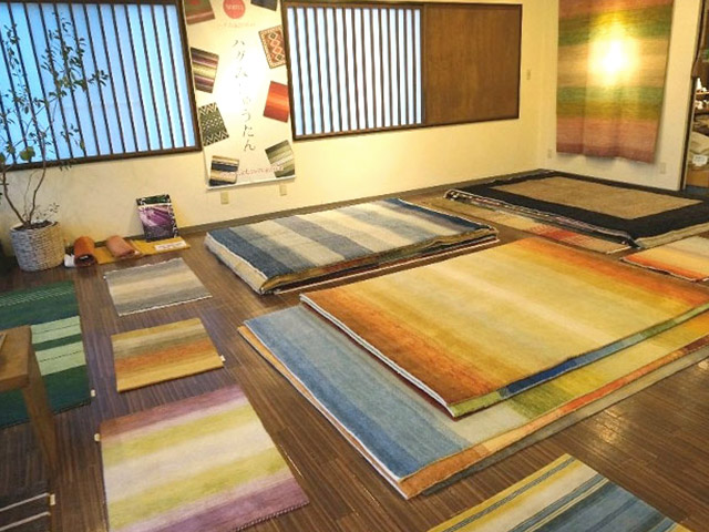 睡眠屋ハグみじゅうたん展