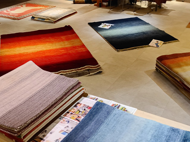 センター北ノースポートモールハグみじゅうたん展の様子2025年11月